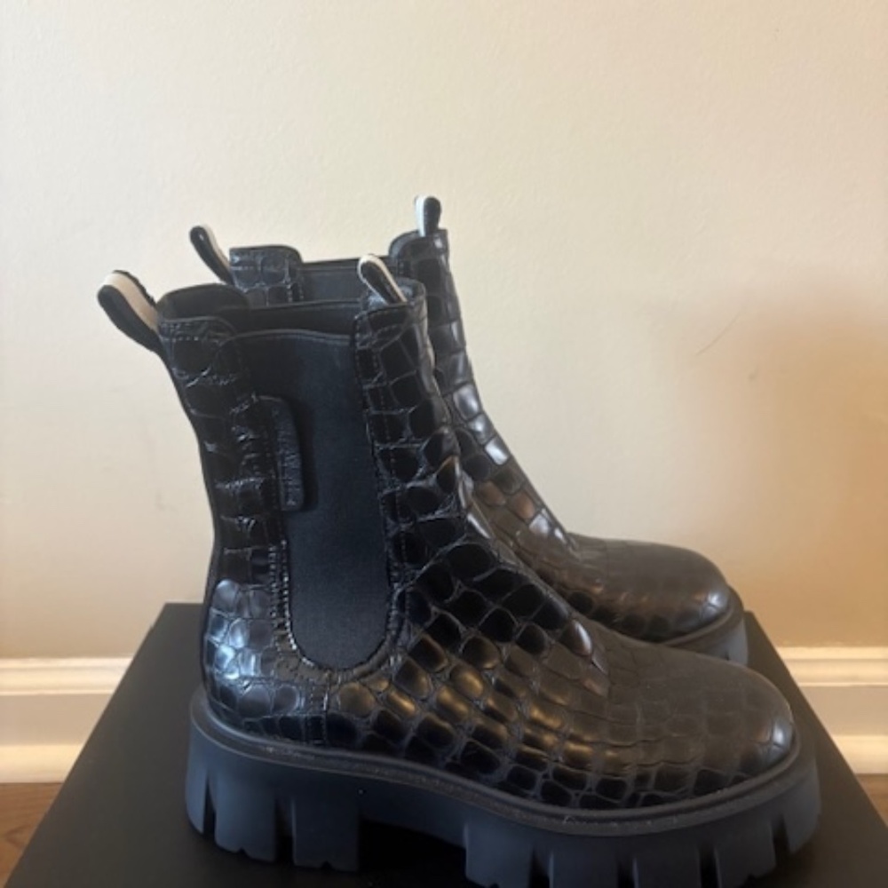 Premiata Chelsea Platform Boots